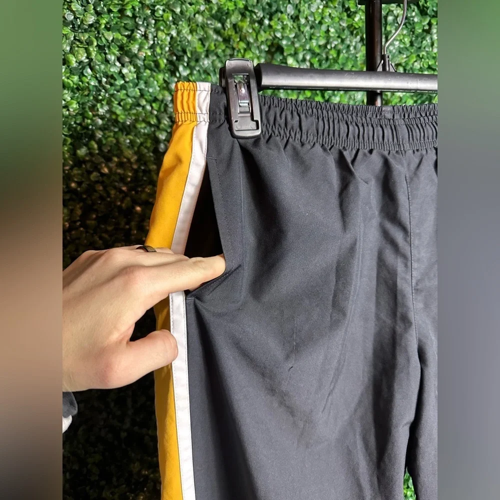 Vintage Y2K Nike Youth Boys Gray & Yellow Sweat Pants XL